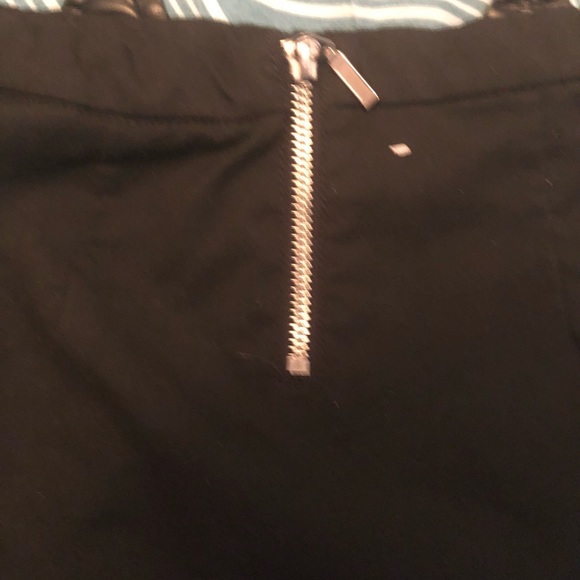 H&m Pleather kitty Skirt and Old navy sweater - Picture 4 of 6